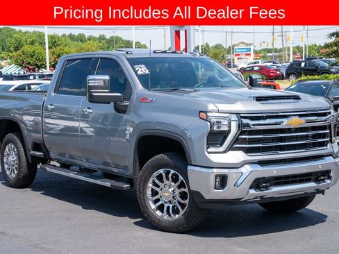 Used 2026 Chevrolet Silverado 2500 LTZ w/ LTZ Convenience Package AWD/4WD image 1