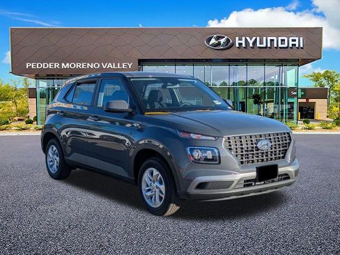 New 2026 Hyundai Venue SE image 8