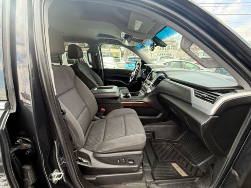 Used 2020 GMC Yukon SLE image 17