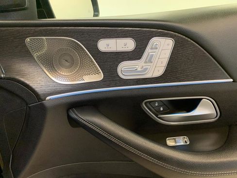 Used 2022 Mercedes-Benz GLS 450 4MATIC image 73