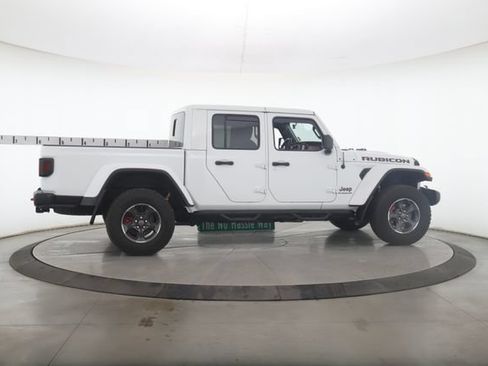 Used 2021 Jeep Gladiator Rubicon w/ Trailer Tow Package AWD/4WD image 6