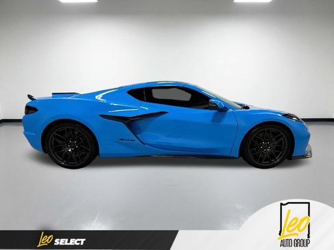 Used 2024 Chevrolet Corvette Z06 RWD image 6