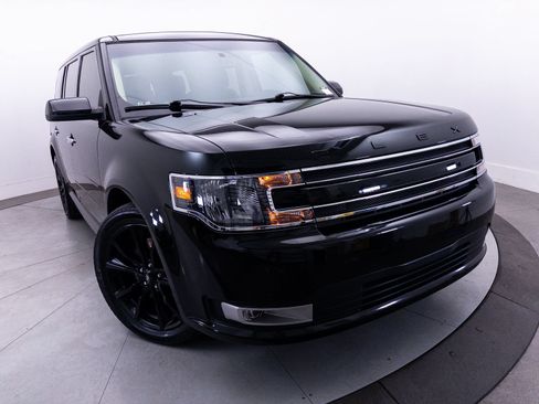 Used 2019 Ford Flex SEL w/ Equipment Group 202A FWD image 11