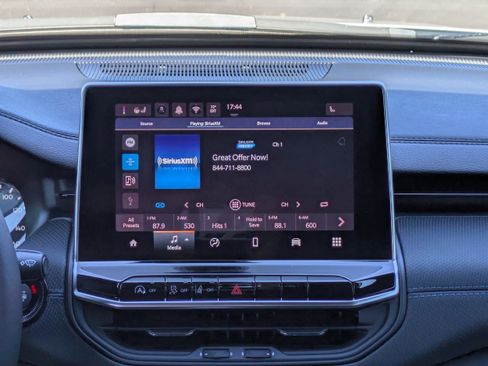 New 2026 Jeep Compass Latitude image 19