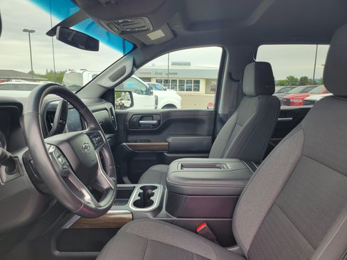 Used 2021 Chevrolet Silverado 1500 RST w/ Z71 Off-Road Package AWD/4WD image 7