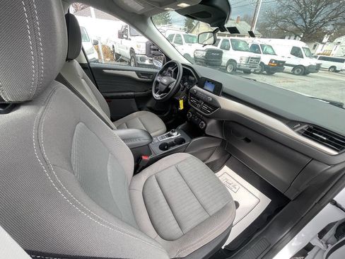 Used 2022 Ford Escape S AWD/4WD image 32