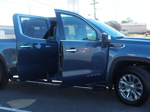 New 2026 GMC Sierra 1500 Denali w/ Technology Package image 10