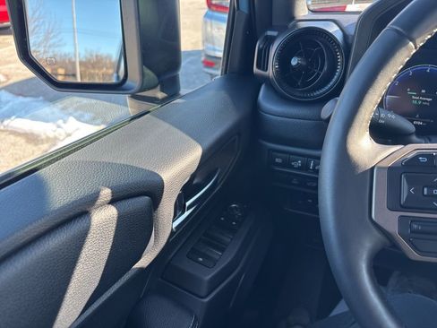 Used 2024 Toyota Land Cruiser image 25