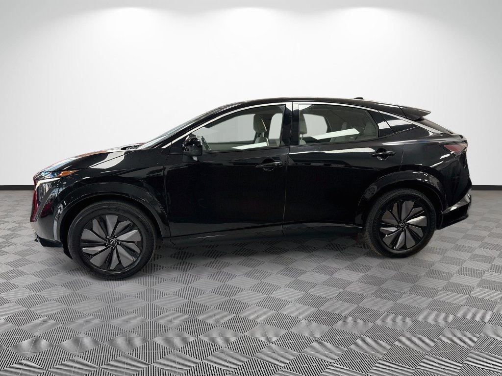 Used 2023 Nissan Ariya FWD image 6