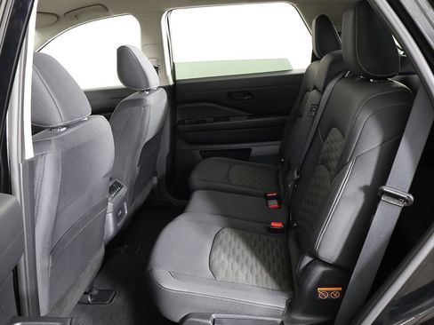 Used 2024 Nissan Pathfinder SV w/ Black Appearance Package AWD/4WD image 33