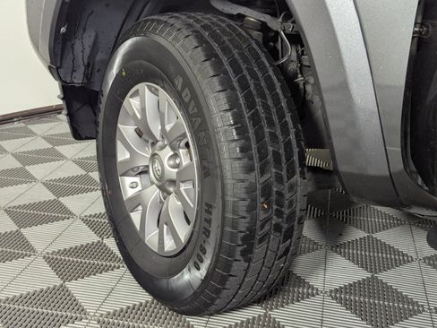 Used 2019 Toyota Tacoma SR5 RWD image 34