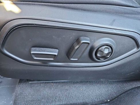 Used 2024 Jeep Grand Cherokee Altitude image 17