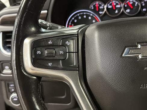 Used 2021 Chevrolet Suburban Z71 AWD/4WD image 12