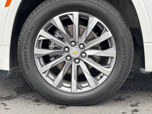 Used 2023 Chevrolet Traverse Premier w/ LPO, Floor Liner Package image 34