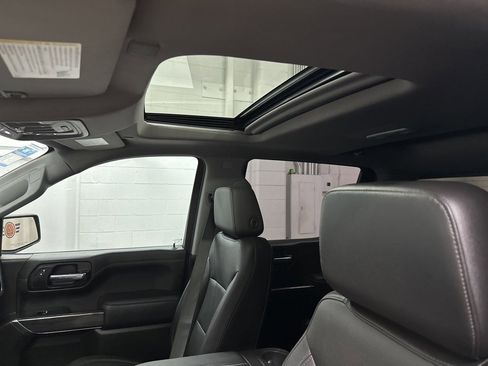 Used 2020 Chevrolet Silverado 1500 LTZ w/ LTZ Premium Package image 37