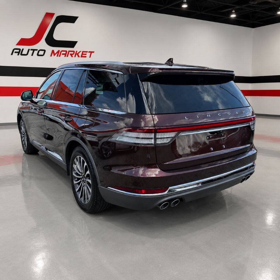 Used 2020 Lincoln Aviator Reserve w/ Equipment Group 201A RWD image 3