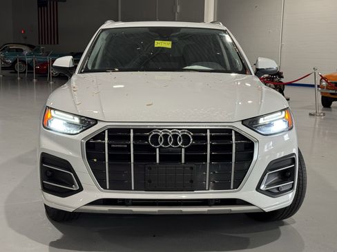 Used 2021 Audi Q5 Premium Plus w/ Premium Plus Package image 18