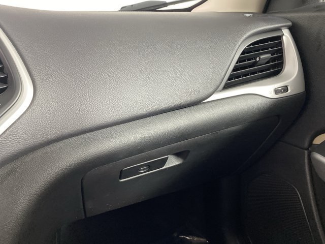 Used 2017 Jeep Cherokee Sport AWD/4WD image 27