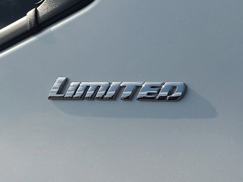 Used 2022 Toyota Tundra Limited image 33