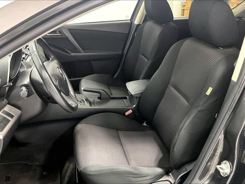 Used 2013 MAZDA MAZDA3 i Touring FWD image 27