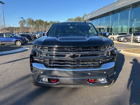 Used 2019 Chevrolet Silverado 1500 LTZ w/ LTZ Premium Package image 2