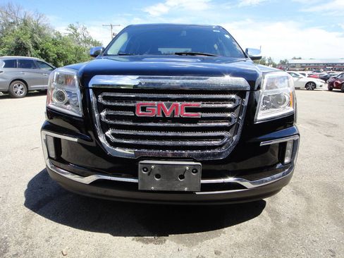 Used 2017 GMC Terrain SLT w/ Open Road Package AWD/4WD image 2