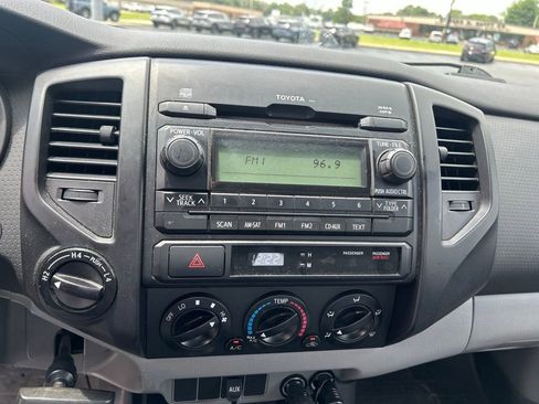 Used 2012 Toyota Tacoma 4x4 Regular Cab image 14