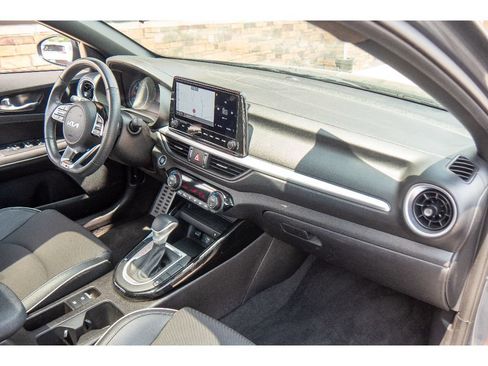 Used 2023 Kia Forte GT-Line w/ GT-Line Premium Package FWD image 15