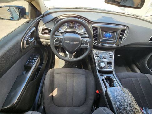 Used 2016 Chrysler 200 Limited FWD image 12