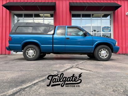 Used 2001 GMC Sonoma SLS w/ Super Spec Pkg 1