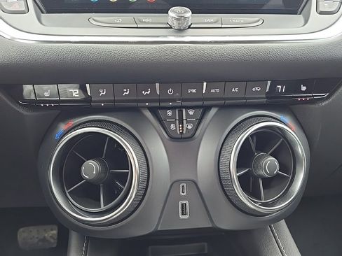 New 2025 Chevrolet Blazer LT w/ Sound & Technology Package image 12