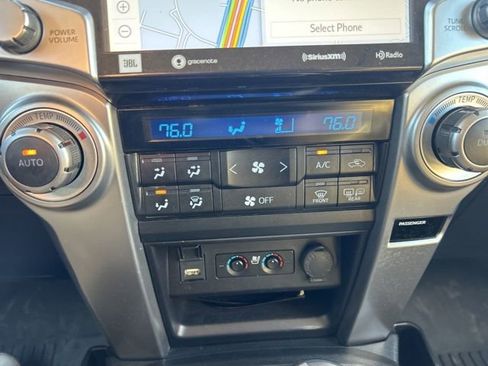 Used 2020 Toyota 4Runner Limited image 16