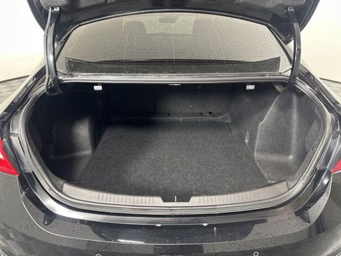 Used 2016 Chevrolet Malibu LT image 11