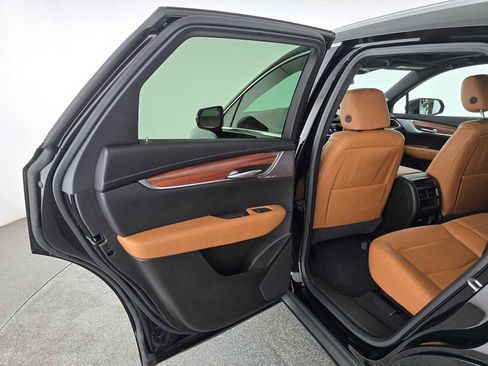 Used 2024 Cadillac XT5 Premium Luxury image 15