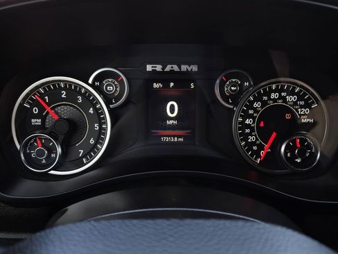 Used 2024 RAM 2500 Tradesman image 2