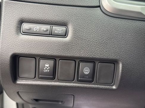 Certified 2024 Nissan Murano SV w/ Cargo Package image 31