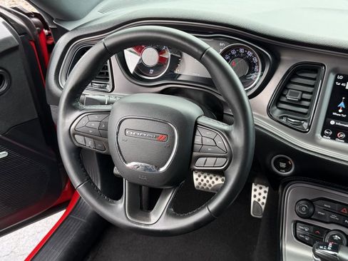 Used 2023 Dodge Challenger GT RWD image 11