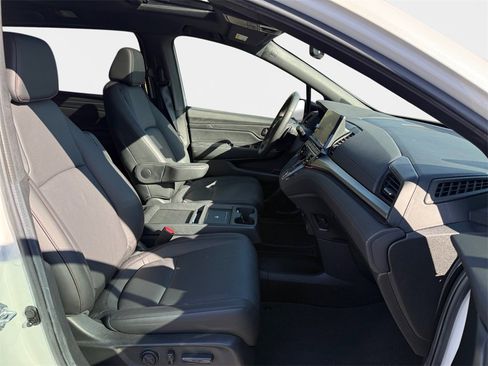 Certified 2025 Honda Odyssey Sport-L image 19