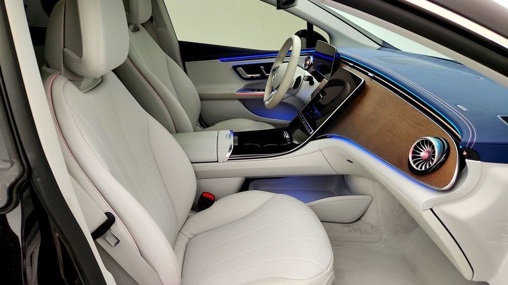 Used 2023 Mercedes-Benz EQE 350+ Sedan w/ Exclusive Trim Package image 21