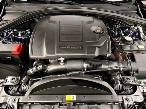 Used 2022 Jaguar F-PACE S image 28