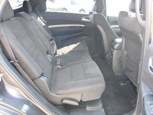 Used 2019 Dodge Durango SXT image 23