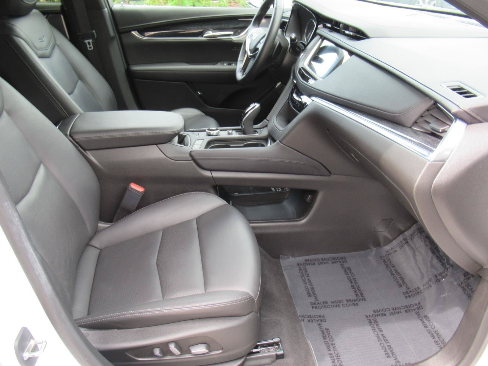 Used 2023 Cadillac XT5 Premium Luxury FWD image 10