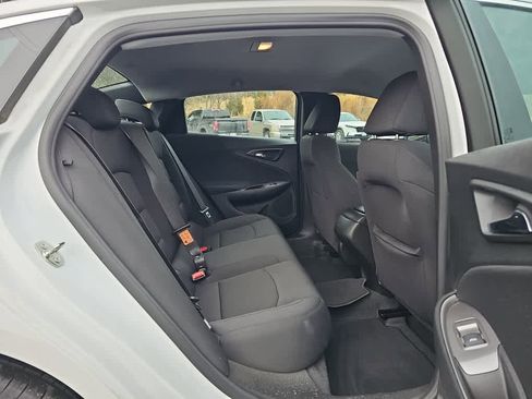 Used 2023 Chevrolet Malibu LS image 23