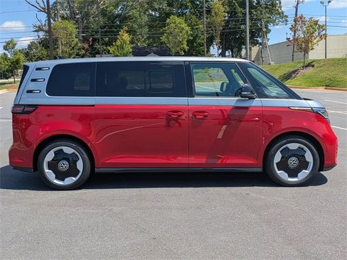 New 2025 Volkswagen ID. Buzz Pro S Plus image 3