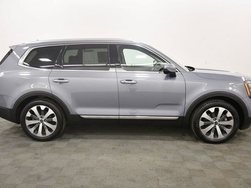 Certified 2022 Kia Telluride EX w/ EX Premium Package image 9