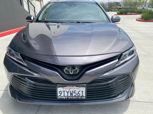 Used 2020 Toyota Camry LE w/ Carpet Mat Package FWD image 4
