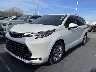 Used 2024 Toyota Sienna Platinum