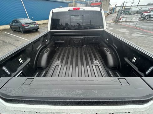 Used 2025 Ford F150 Platinum AWD/4WD image 25