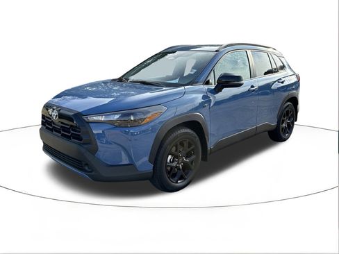 Used 2026 Toyota Corolla Cross LE image 7