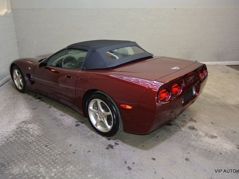 Used 2003 Chevrolet Corvette Convertible w/ Preferred Equipment Group1 RWD image 5